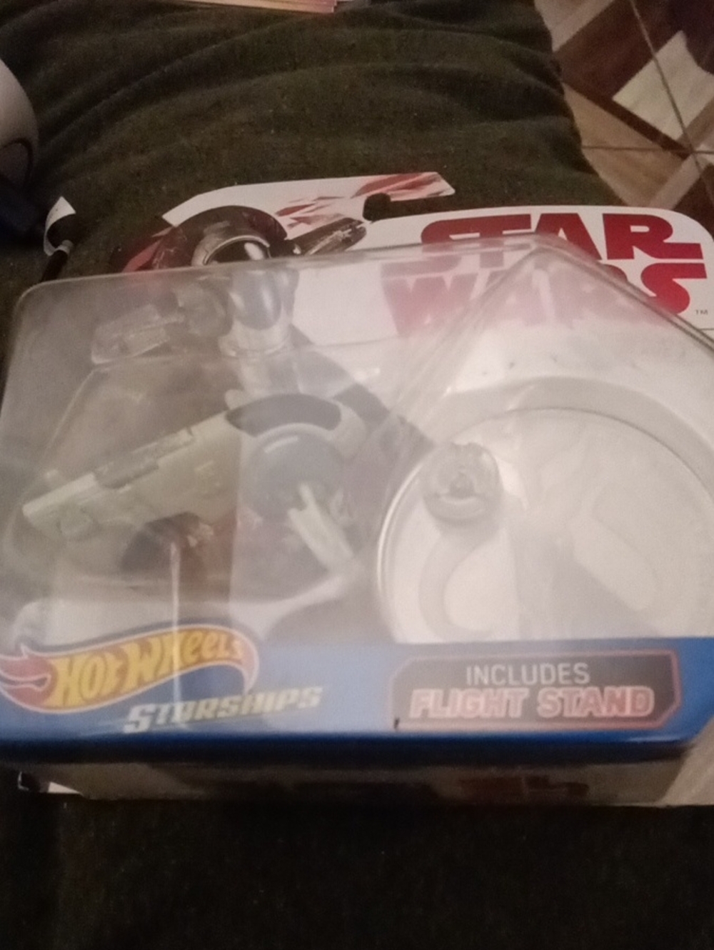Star Wars Green Starship with Flight Stand